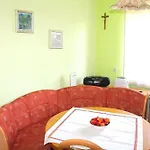 Nr 2, Neben Einem Bauernhof, Rosshaupten, Allgaeu Roßhaupten