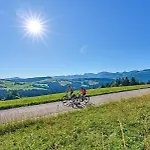 Nr 2, Neben Einem Bauernhof, Rosshaupten, Allgaeu דירה *
